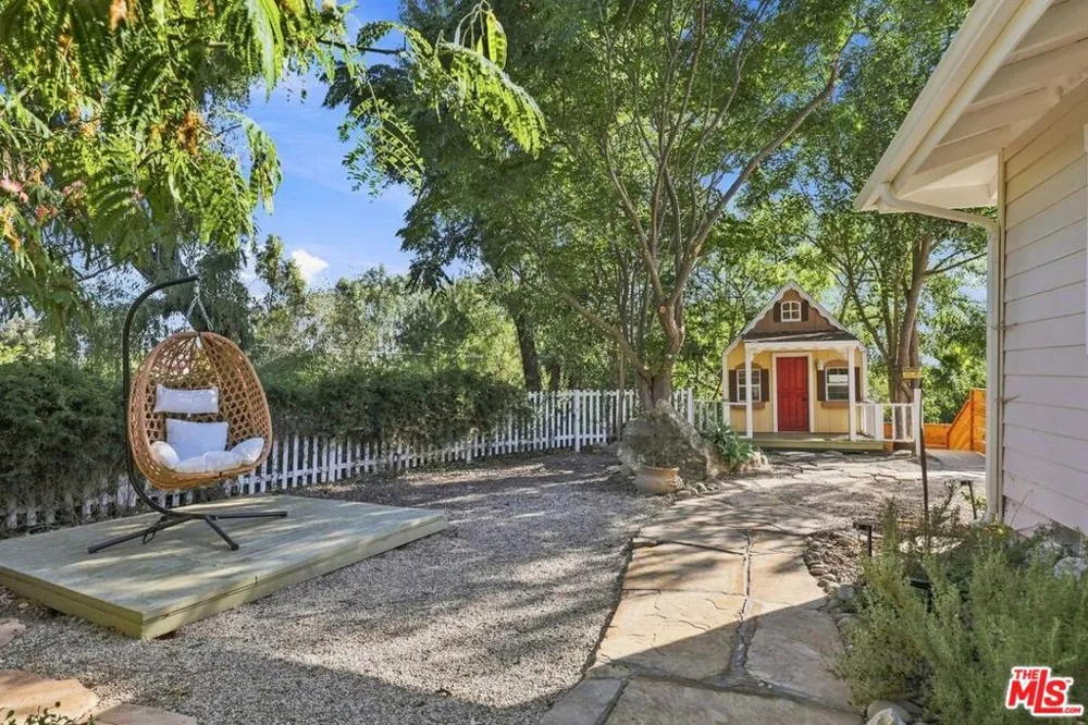 107 Alto Drive Oak View, CA 93022