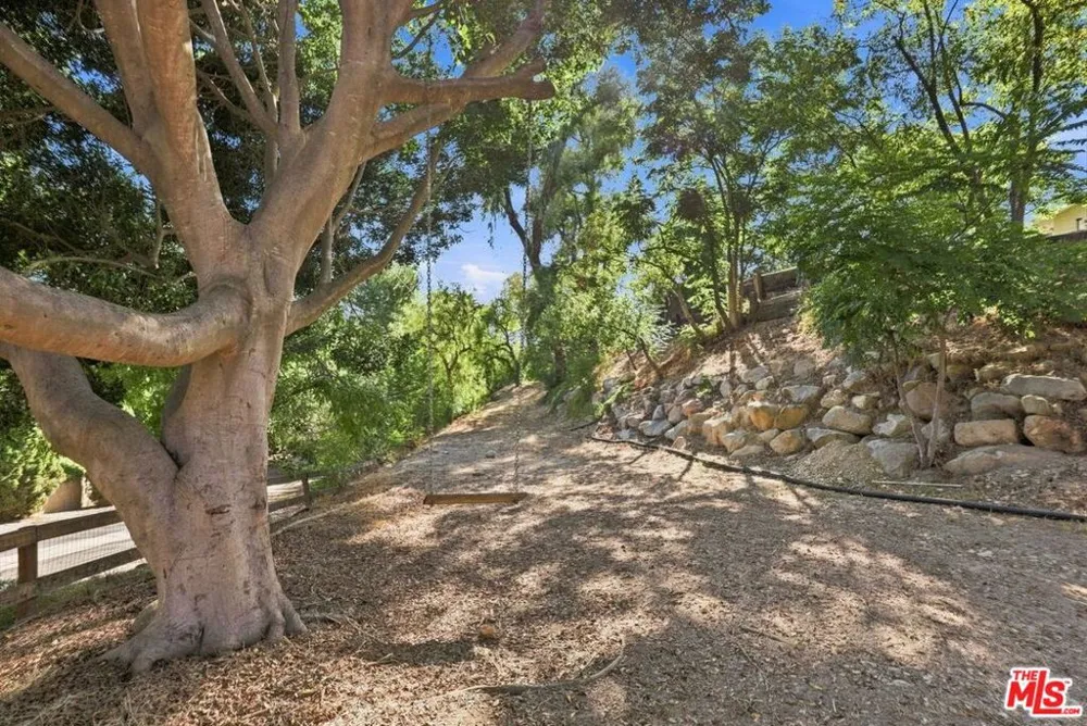 107 Alto Drive Oak View, CA 93022