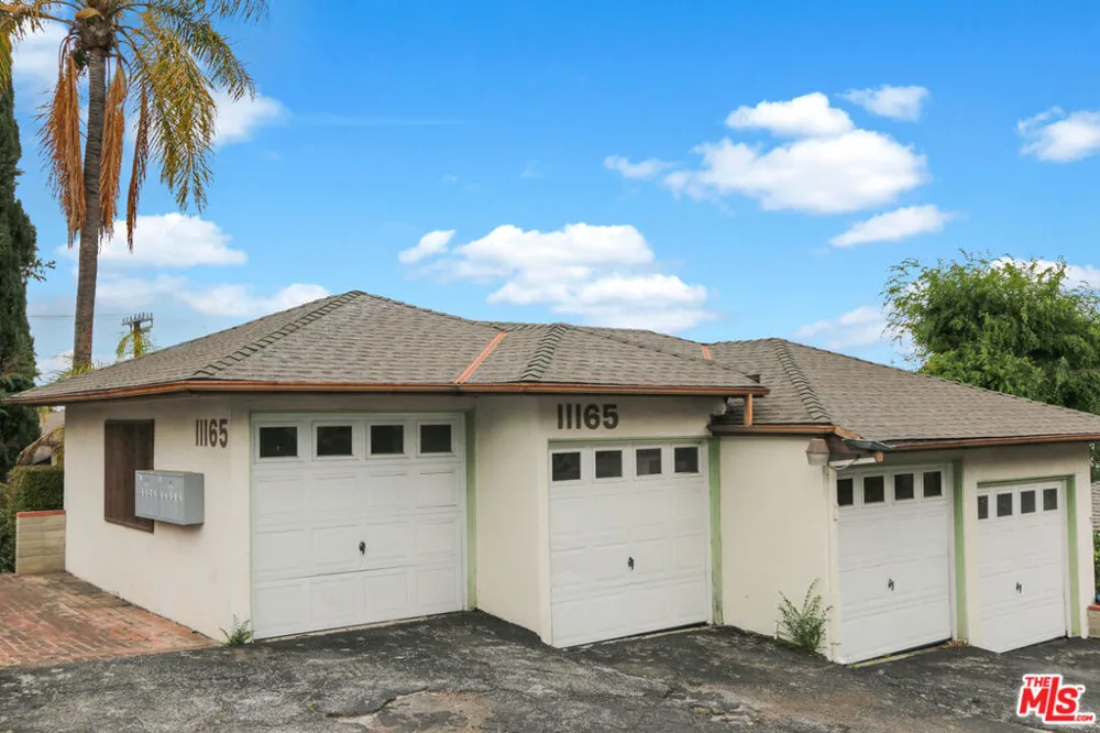 11165 Sunshine Terrace #1 Studio City, CA 91604