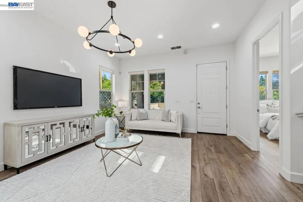 3135 Central Pkwy Dublin, CA 94568