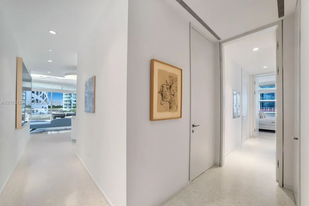 3315 Collins Ave #4C Miami Beach, FL 33140