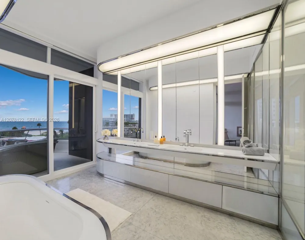 3315 Collins Ave #4C Miami Beach, FL 33140
