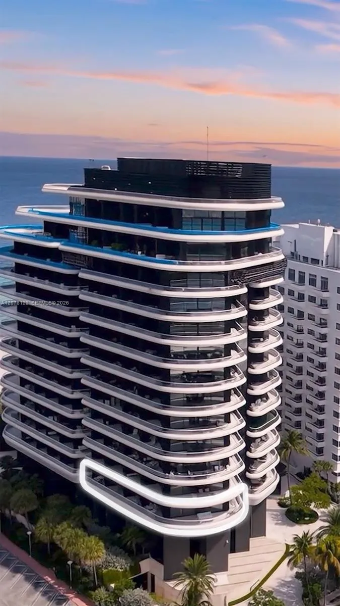 3315 Collins Ave #4C Miami Beach, FL 33140