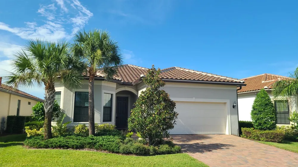 537 SE CRATHES STREET Port St. Lucie, FL 34984