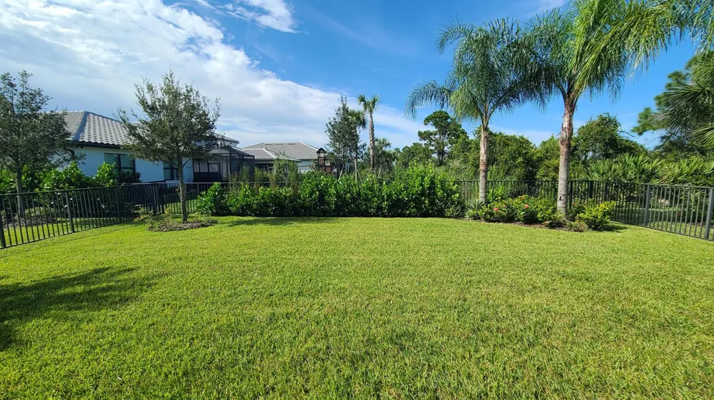 537 SE CRATHES STREET Port St. Lucie, FL 34984