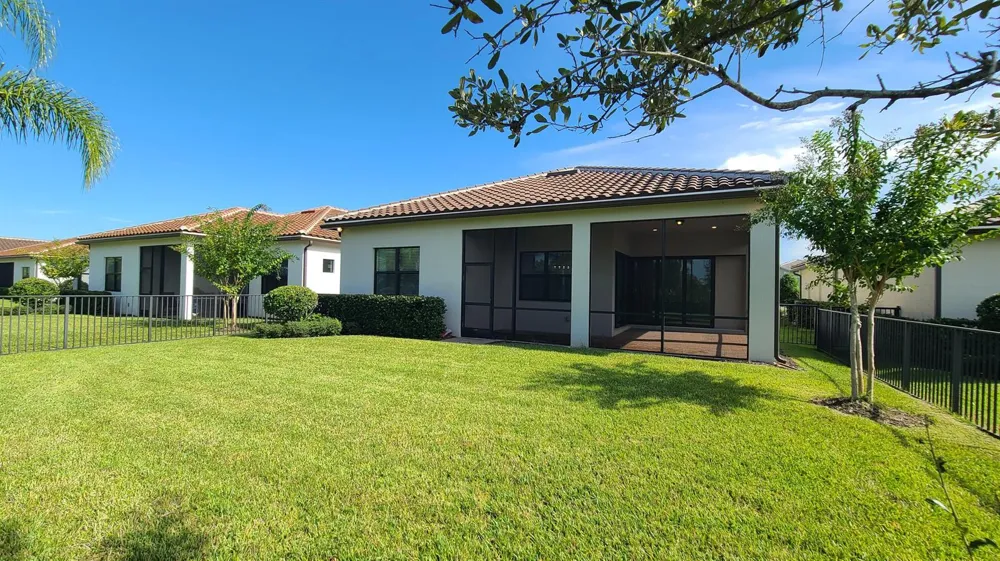 537 SE CRATHES STREET Port St. Lucie, FL 34984