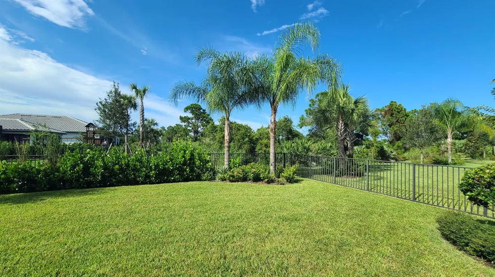 537 SE CRATHES STREET Port St. Lucie, FL 34984
