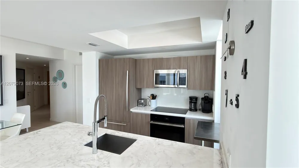 401 Birch Rd #415 Fort Lauderdale, FL 33304
