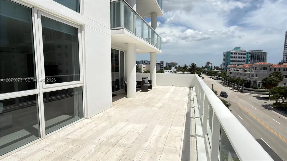 401 Birch Rd #415 Fort Lauderdale, FL 33304