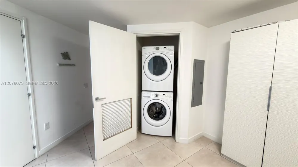 401 Birch Rd #415 Fort Lauderdale, FL 33304