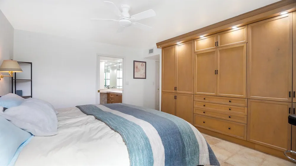 1201 River Reach Drive #202 Fort Lauderdale, FL 33315