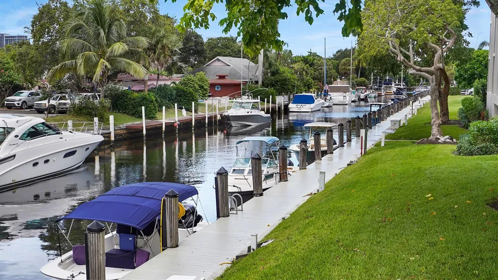 1201 River Reach Drive #202 Fort Lauderdale, FL 33315