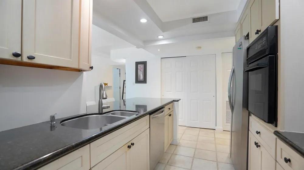 1201 River Reach Drive #202 Fort Lauderdale, FL 33315