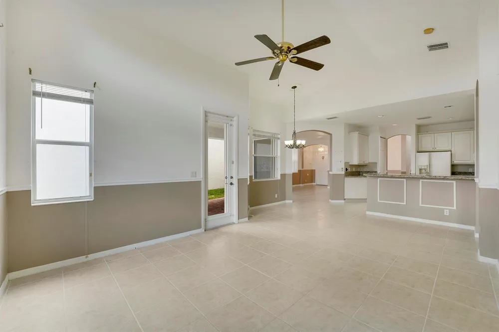 7428 VIA LURIA Lake Worth, FL 33467