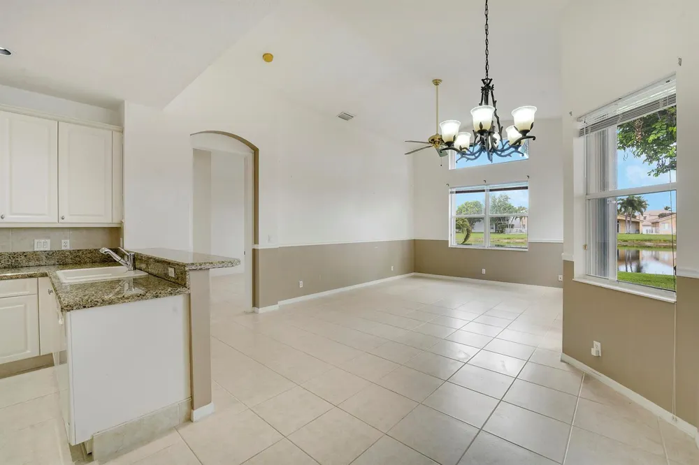 7428 VIA LURIA Lake Worth, FL 33467