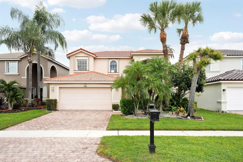 7428 VIA LURIA Lake Worth, FL 33467