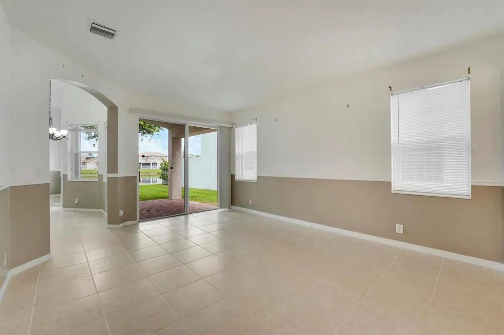 7428 VIA LURIA Lake Worth, FL 33467