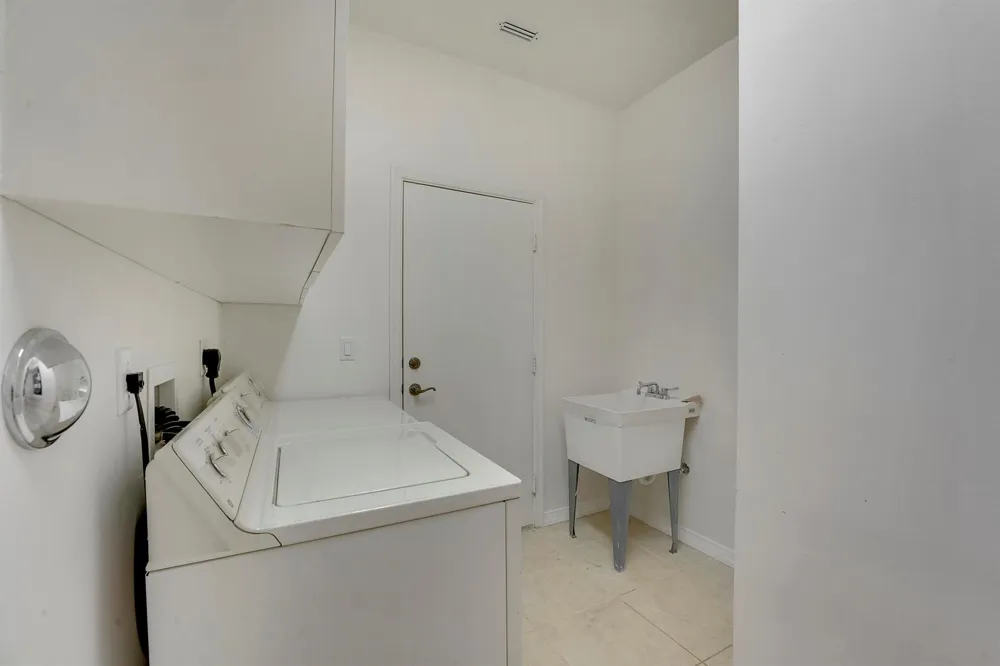 7428 VIA LURIA Lake Worth, FL 33467