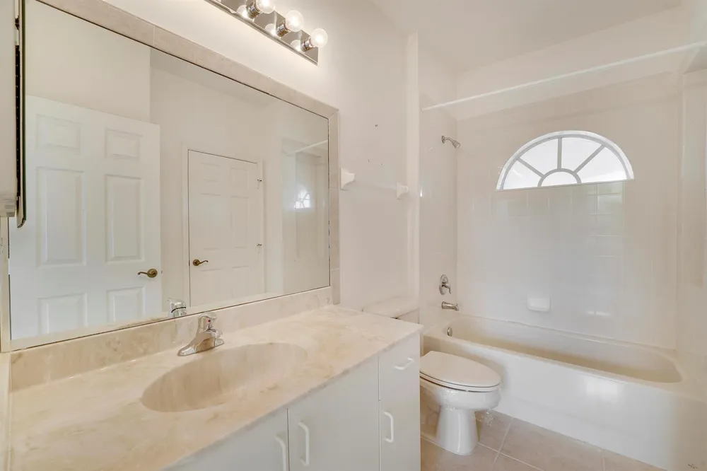 7428 VIA LURIA Lake Worth, FL 33467