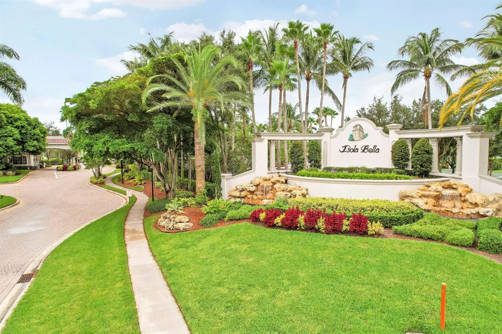 7428 VIA LURIA Lake Worth, FL 33467