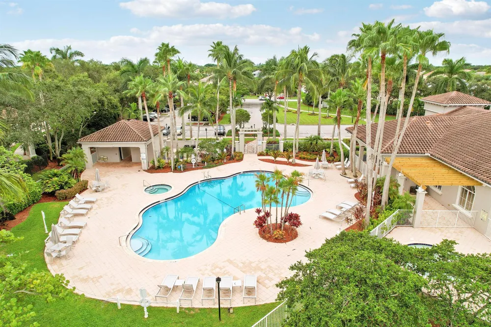 7428 VIA LURIA Lake Worth, FL 33467