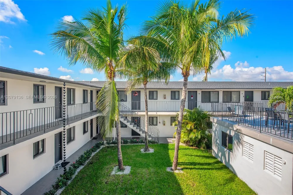 1310 W 29th St #39 Hialeah, FL 33012