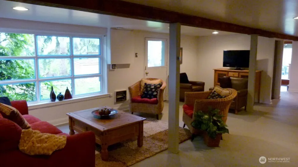 816 3rd Street Mukilteo, WA 98275