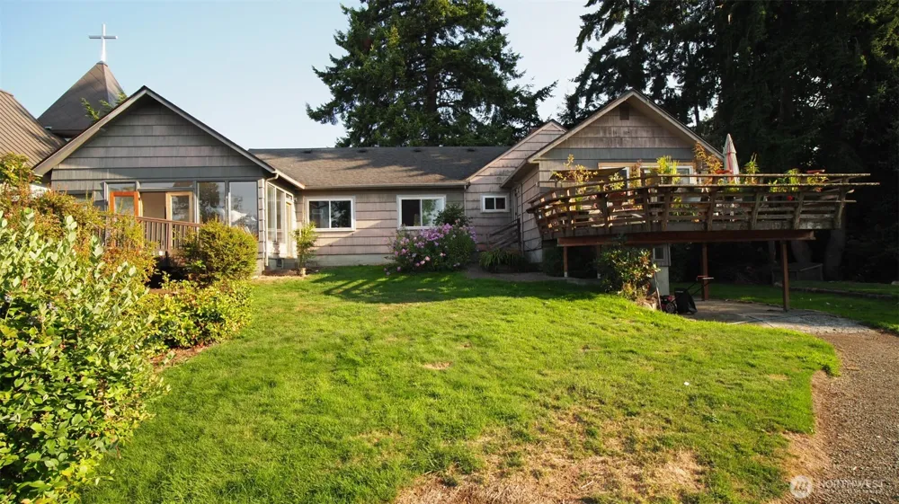 816 3rd Street Mukilteo, WA 98275