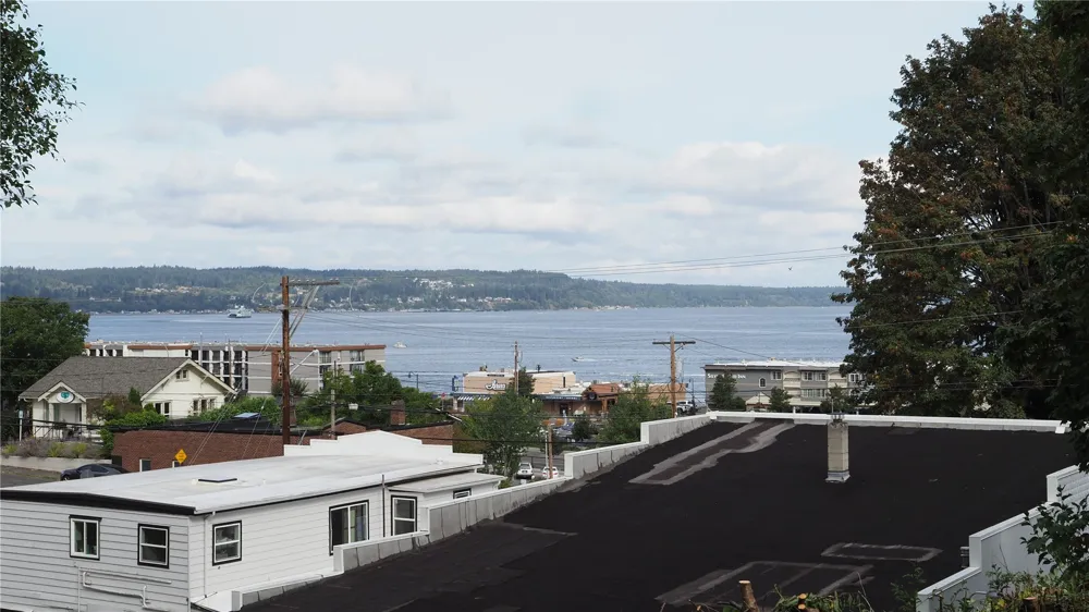 816 3rd Street Mukilteo, WA 98275