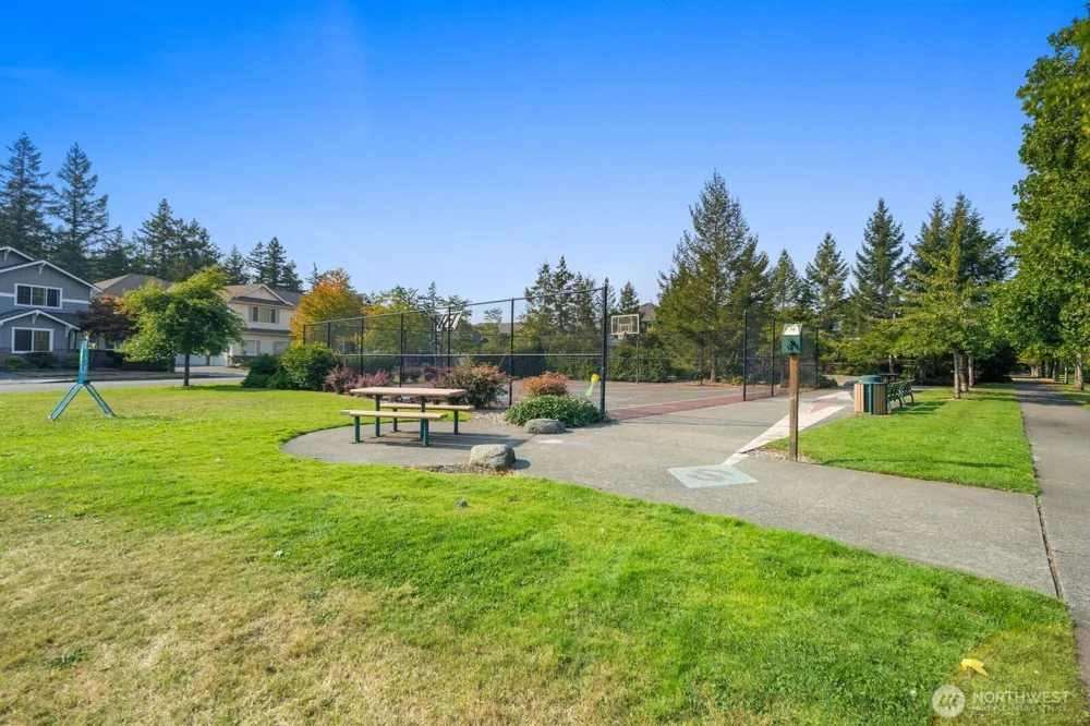 6522 W Crest View Loop SE Snoqualmie, WA 98065