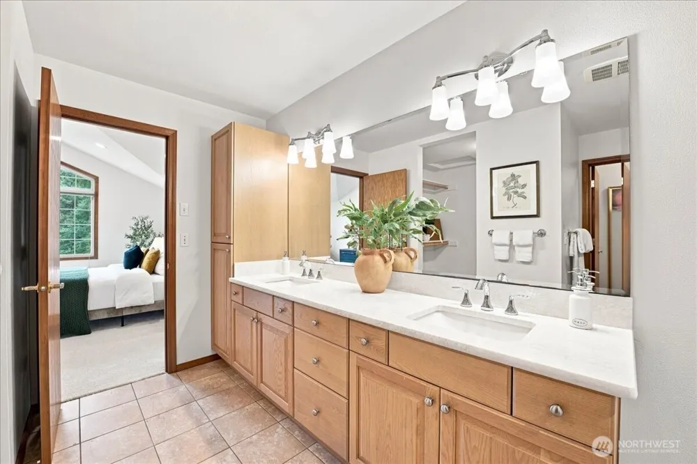 41610 SE 142nd Street North Bend, WA 98045