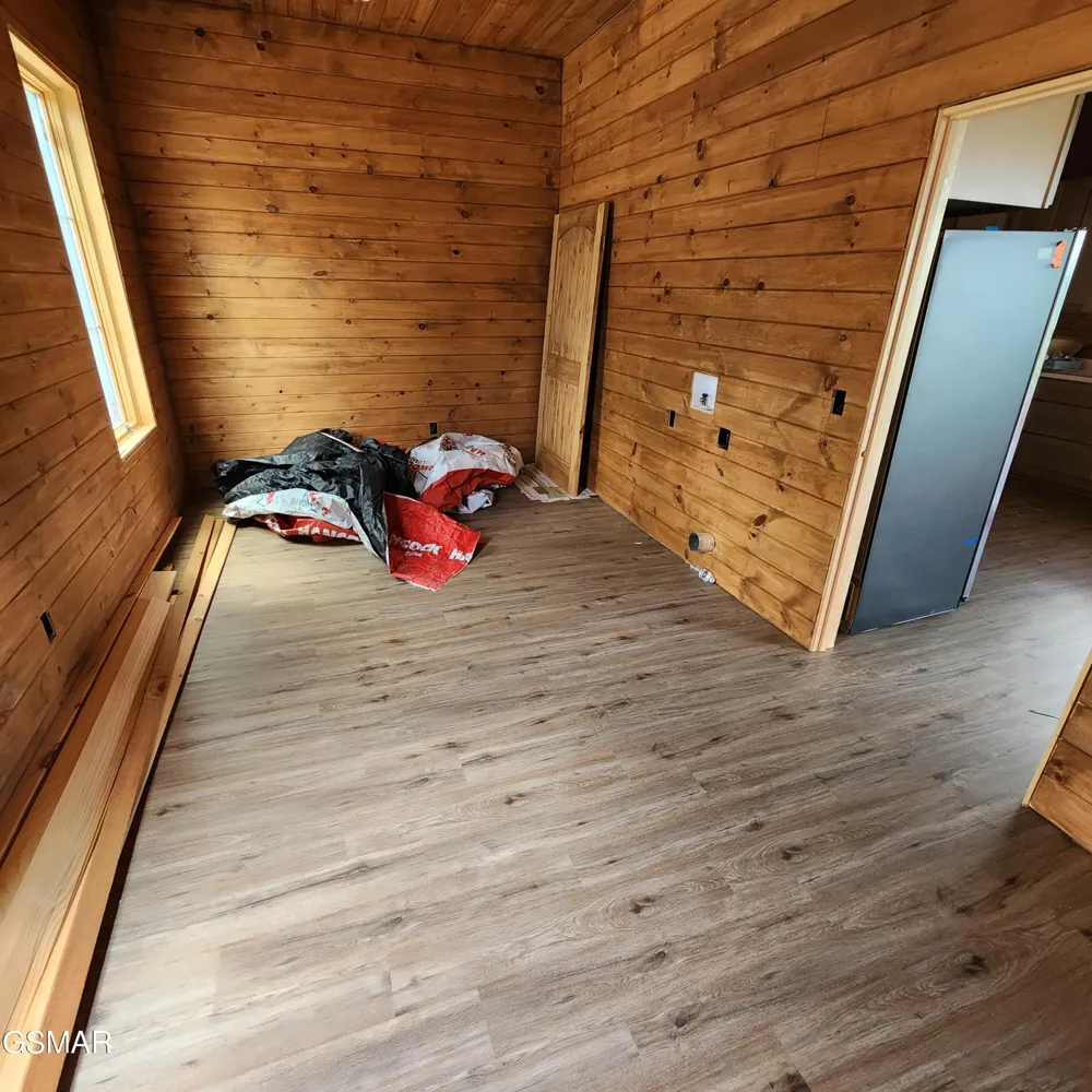 2065 Spurling Road Sevierville, TN 37876