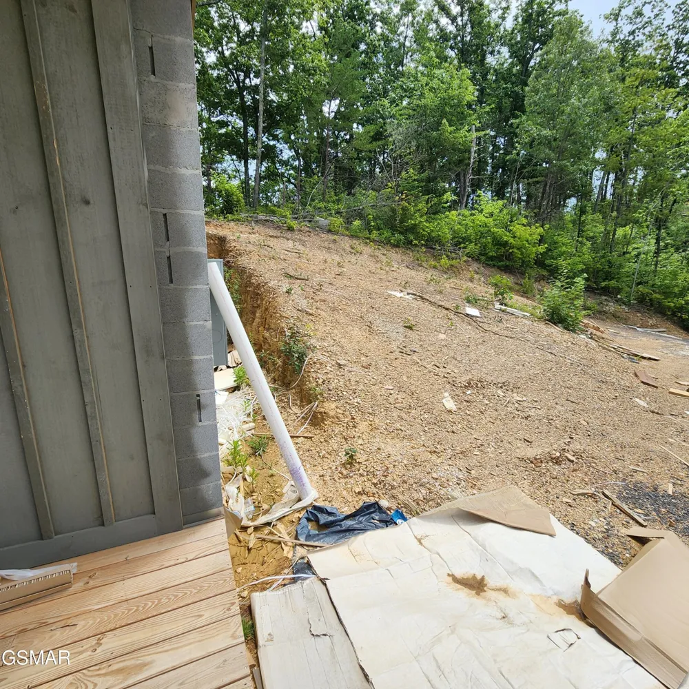 2065 Spurling Road Sevierville, TN 37876