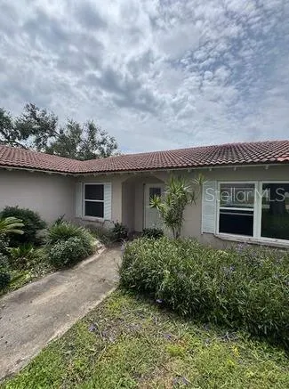 2014 TANGLEWOOD WAY NE St Petersburg, FL 33702