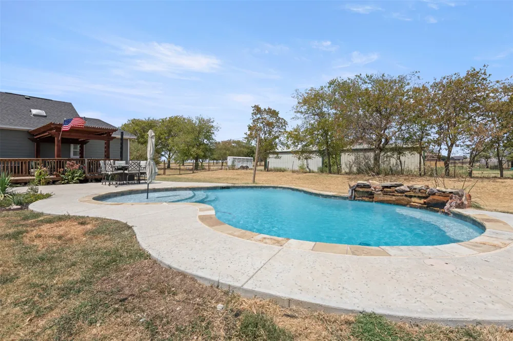 118 Fm 2450 Krum, TX 76249