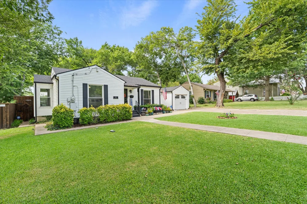 606 Storrs Street Rockwall, TX 75087