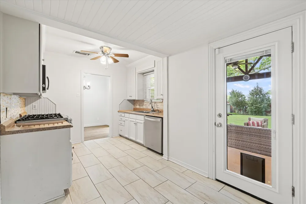 606 Storrs Street Rockwall, TX 75087