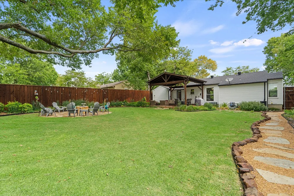 606 Storrs Street Rockwall, TX 75087