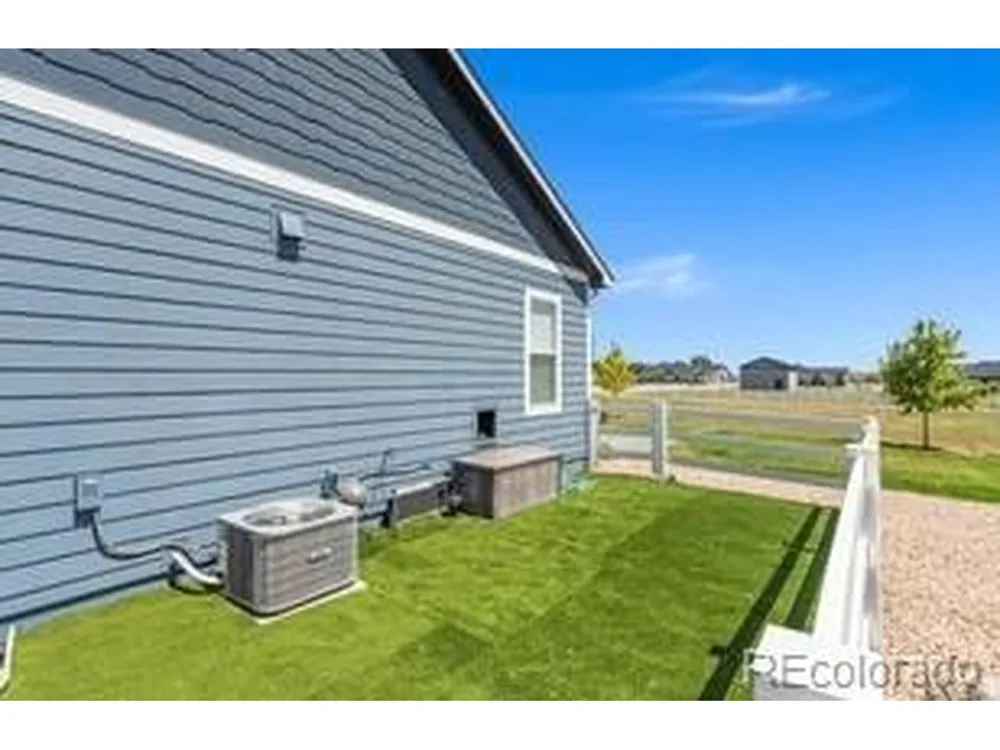 9251 Meadow Farms Drive Milliken, CO 80543