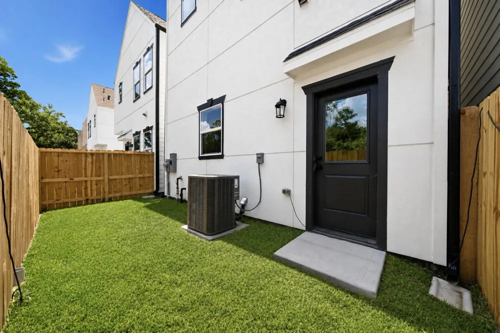5522 Wheatley Street #C Houston, TX 77091