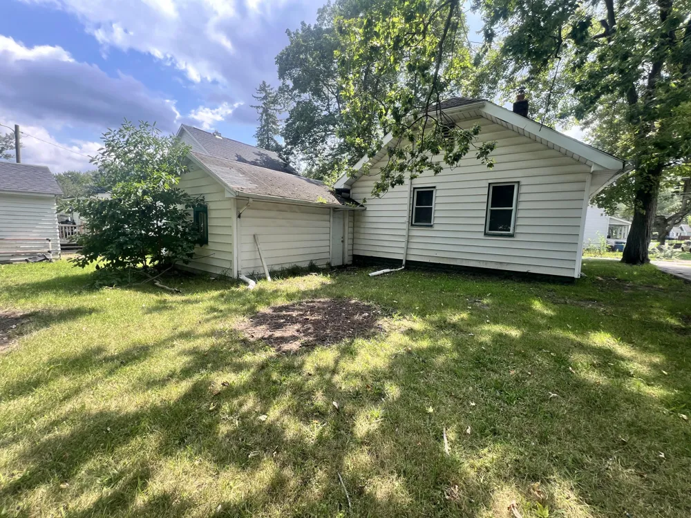 705 Poplar Street Niles, MI 49120