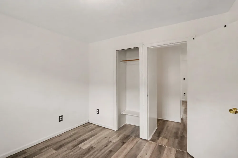806 S Lincoln Avenue Three Rivers, MI 49093