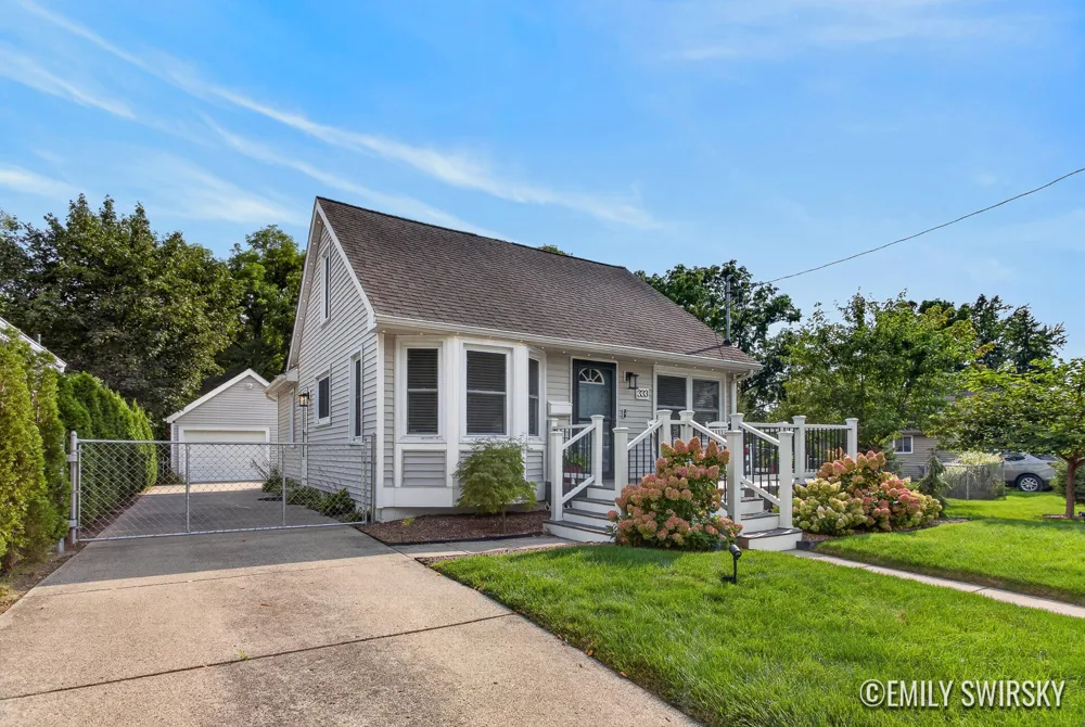333 W Randolph Street Lansing, MI 48906
