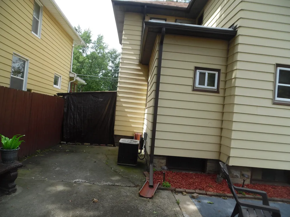 815 Wildwood Avenue Jackson, MI 49202