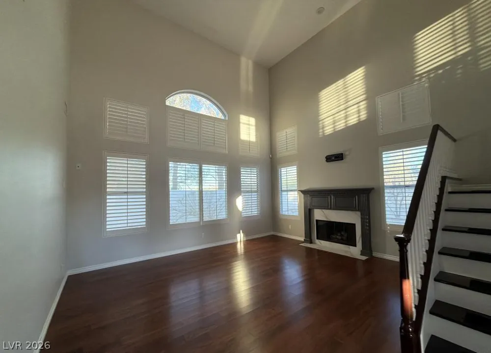 1800 Aztec Cliffs Court Las Vegas, NV 89128