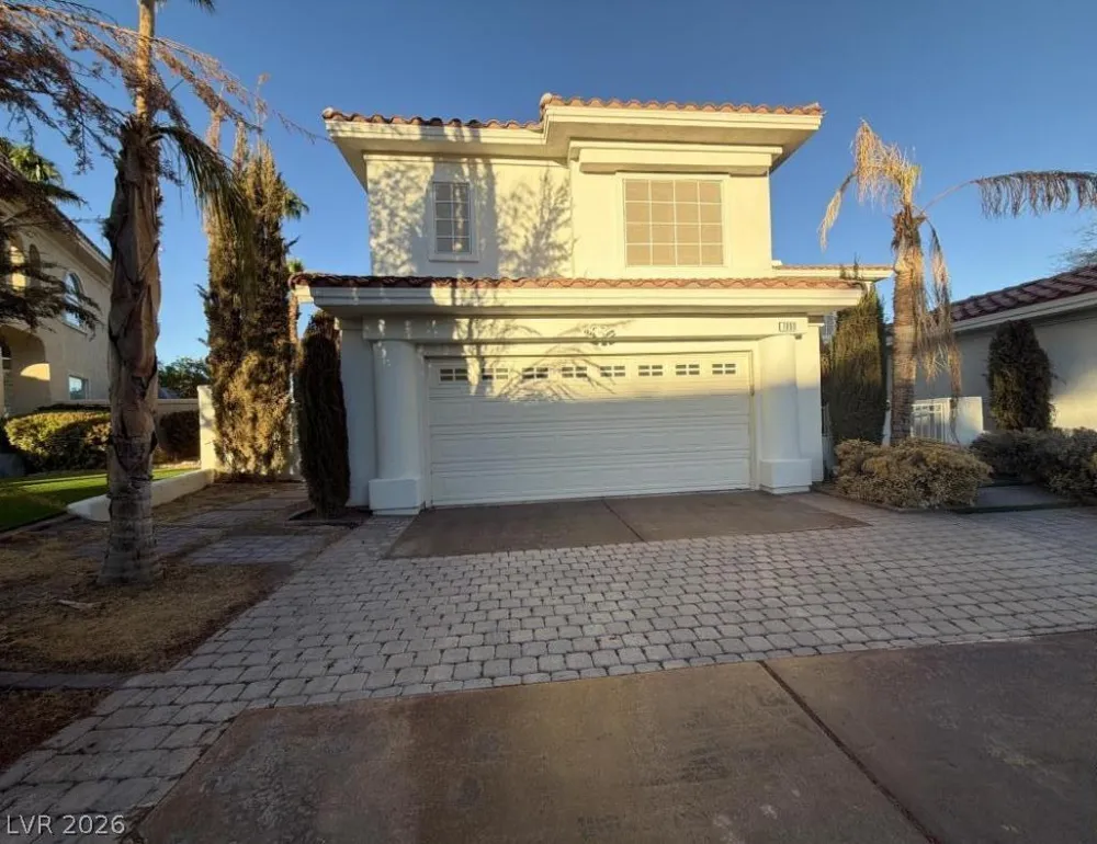 1800 Aztec Cliffs Court Las Vegas, NV 89128