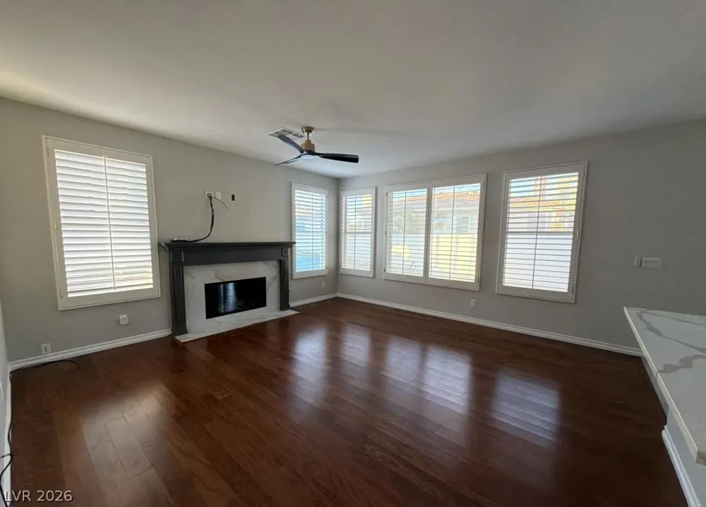 1800 Aztec Cliffs Court Las Vegas, NV 89128