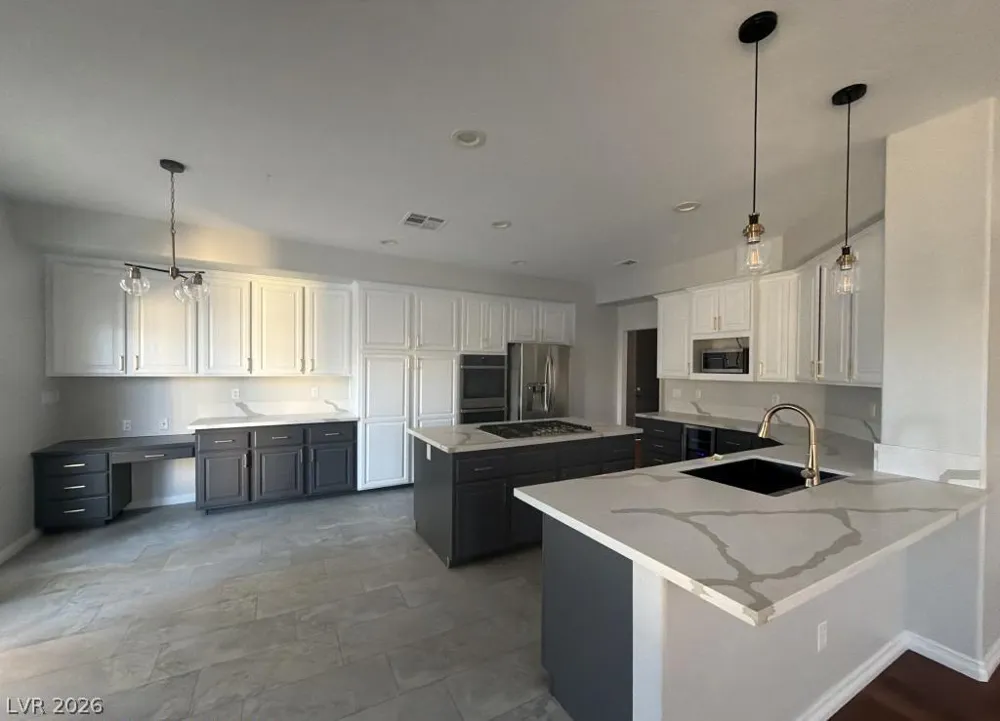 1800 Aztec Cliffs Court Las Vegas, NV 89128