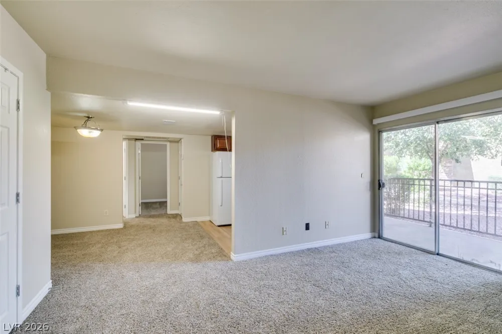 4450 Sandy River Drive #77 Las Vegas, NV 89103