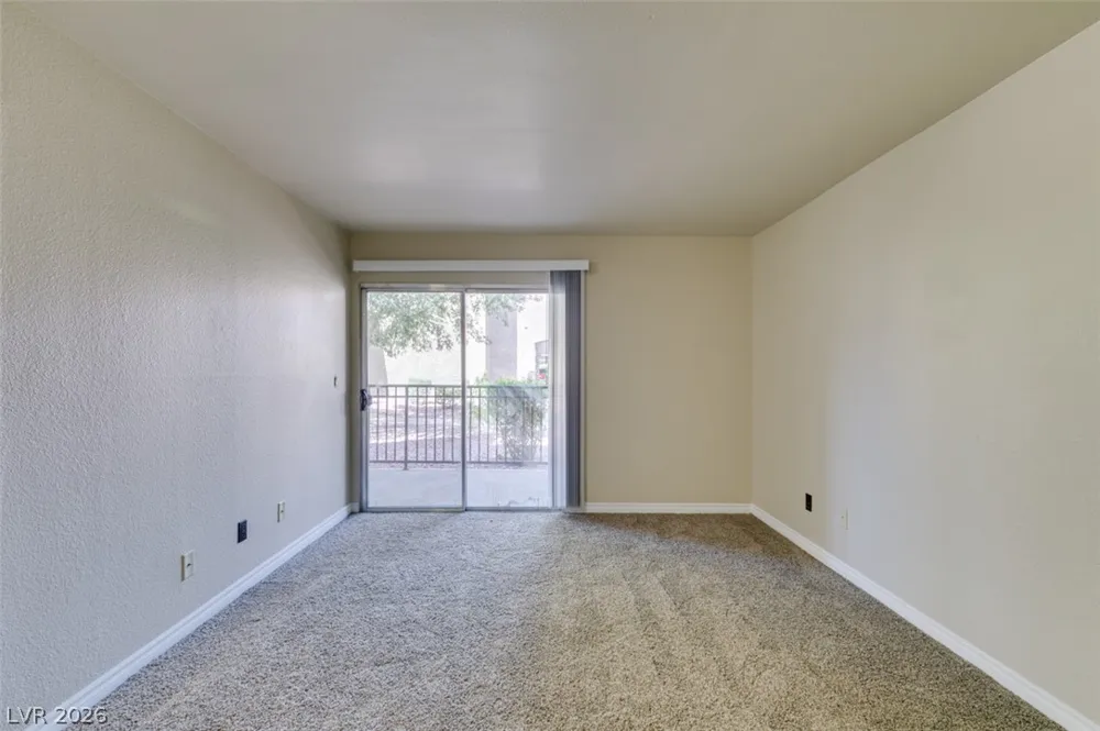 4450 Sandy River Drive #77 Las Vegas, NV 89103